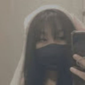 Meet your Posher, Urmomdotcom